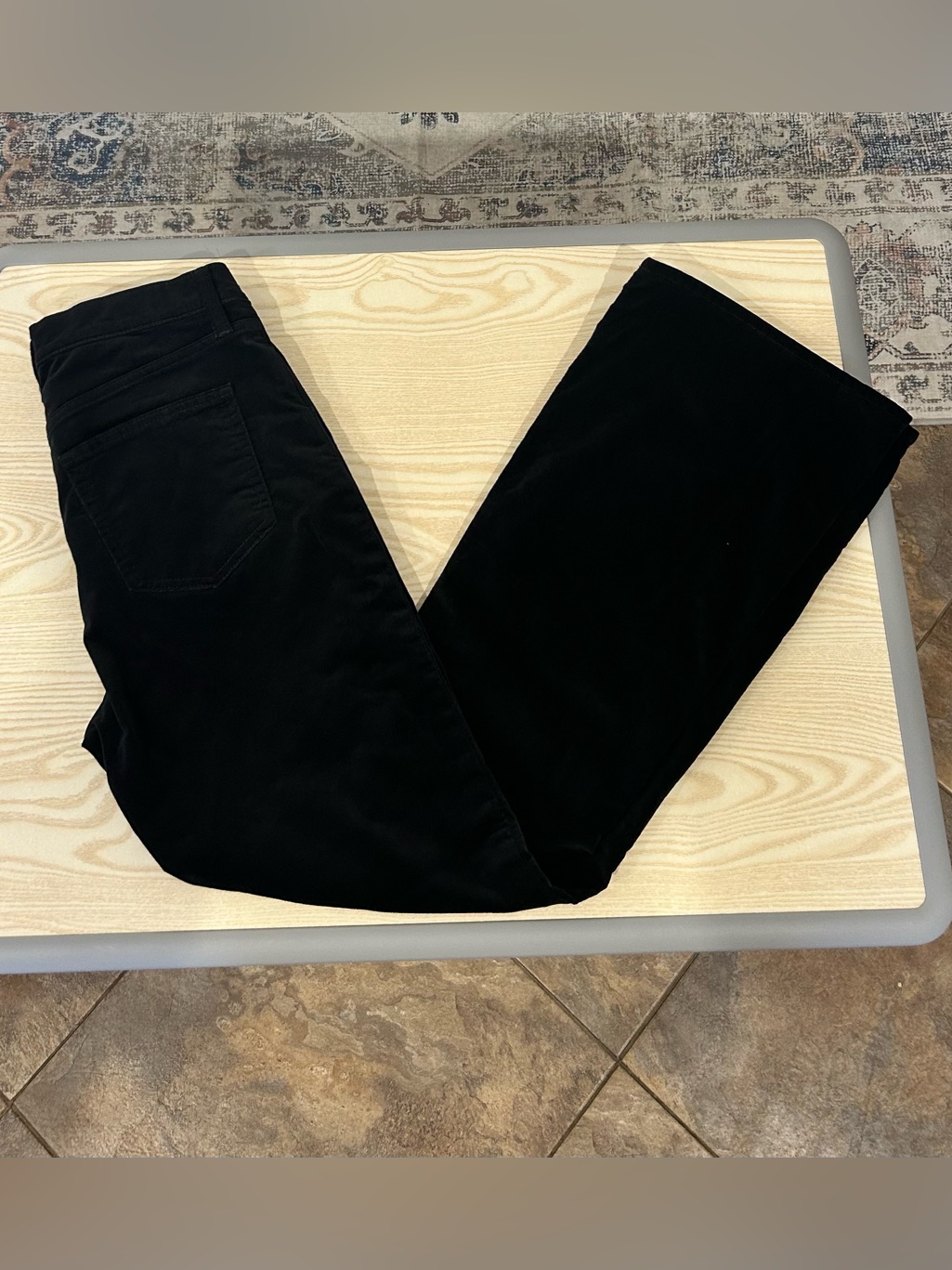 Gap Women’s Black Flare Corduroy Pants